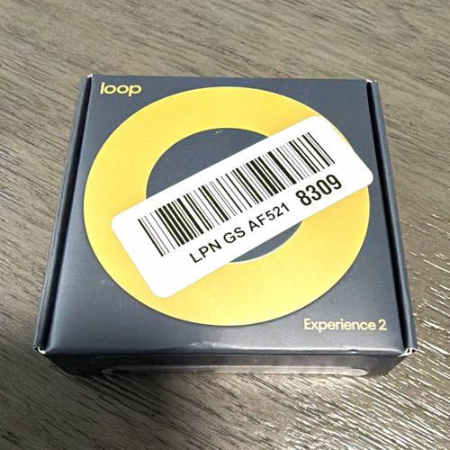 Loop experience ear - ear, plug